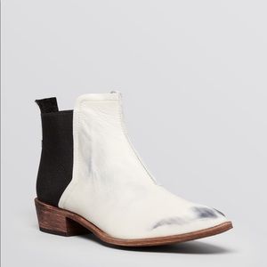 FREE PEOPLE DARK HORSE BOOTIE